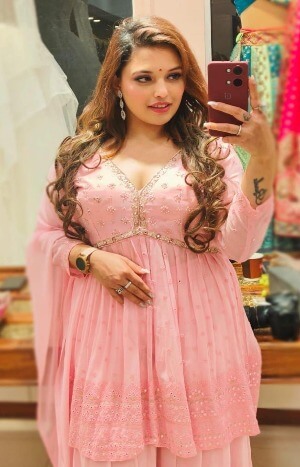 call girl in Surat